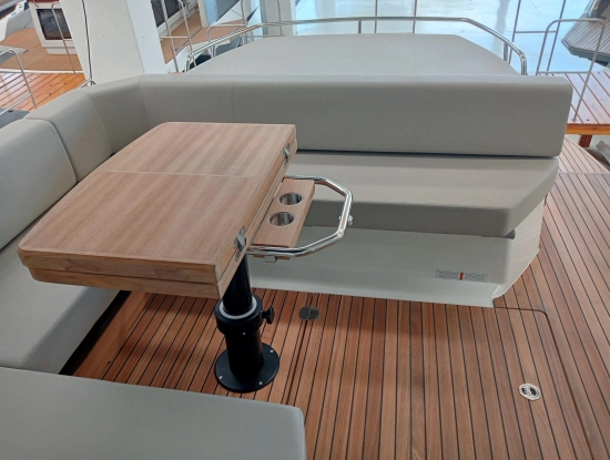 Cranchi M44 HT nuevo en venta