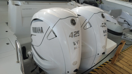 Jeanneau Cap Camarat 10.5 CC novos à venda