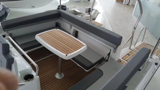 Jeanneau Cap Camarat 7.5 CC SERIE 3 novos à venda
