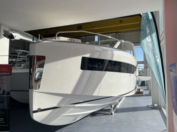 Jeanneau DB 37 IB nuova in vendita