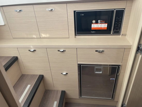 Jeanneau DB 37 IB nuevo en venta