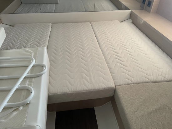 Jeanneau DB 37 IB nuevo en venta