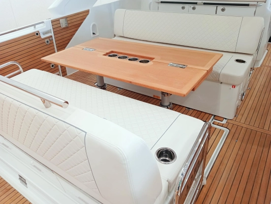 Jeanneau DB 37 IB novos à venda
