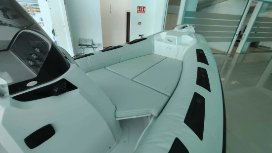 Ranieri CAYMAN 21 SPORT nuova in vendita