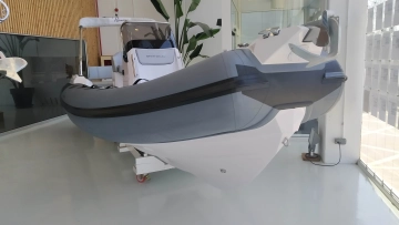 Ranieri CAYMAN 23.0 SPORT nuova in vendita