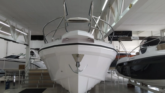 Ranieri NEXT 240 SH nuevo en venta