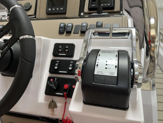 Ranieri NEXT 285 LX novos à venda