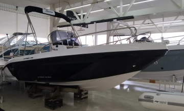 Ranieri VOYAGER 19 S nuova in vendita