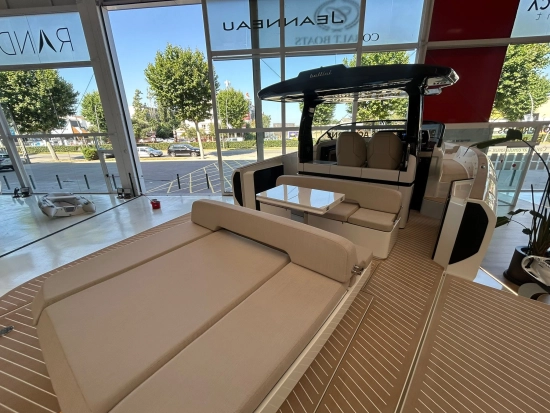 Bellini ASTOR 36 nuova in vendita