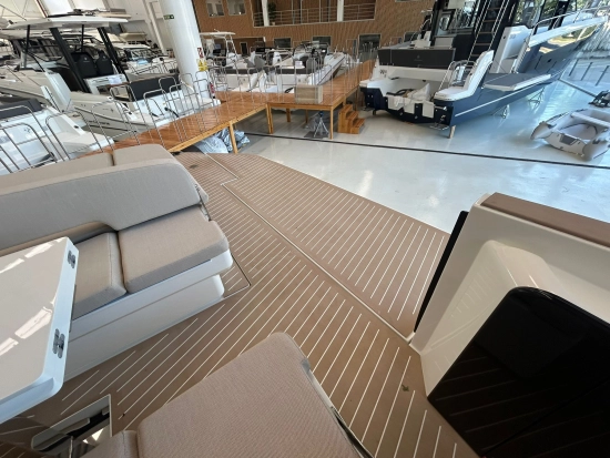 Bellini ASTOR 36 nuova in vendita