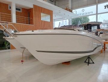 Jeanneau Cap Camarat 7.5 CC SERIE 3 novos à venda