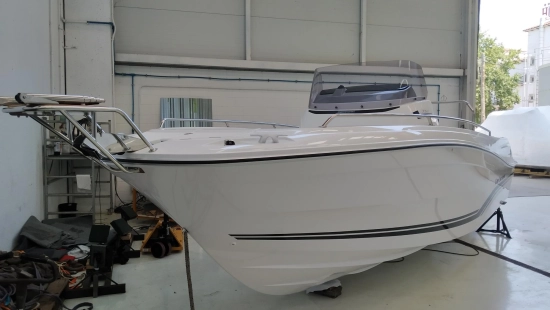 Jeanneau Cap Camarat 7.5 CC SERIE 3 nuova in vendita