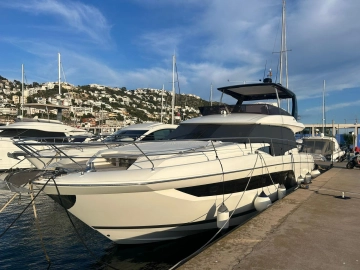 Prestige Yachts PRESTIGE 590 FLY de segunda mano en venta