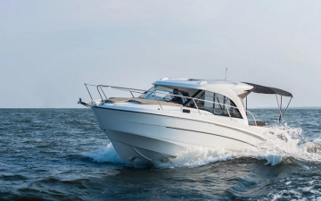 Beneteau Antares 8 usata in vendita