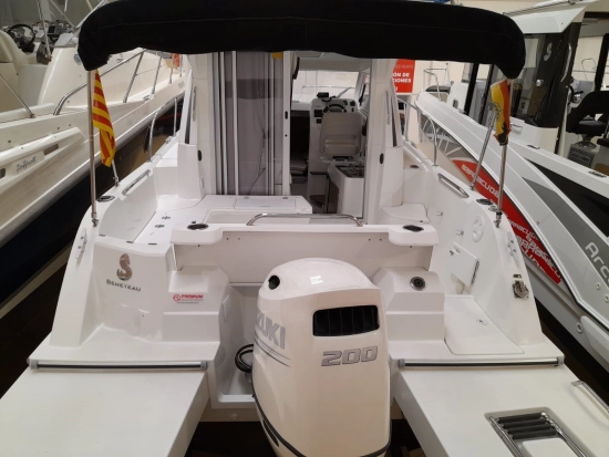 Beneteau Antares 8 usado à venda