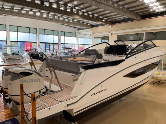 Beneteau Flyer 10 usata in vendita