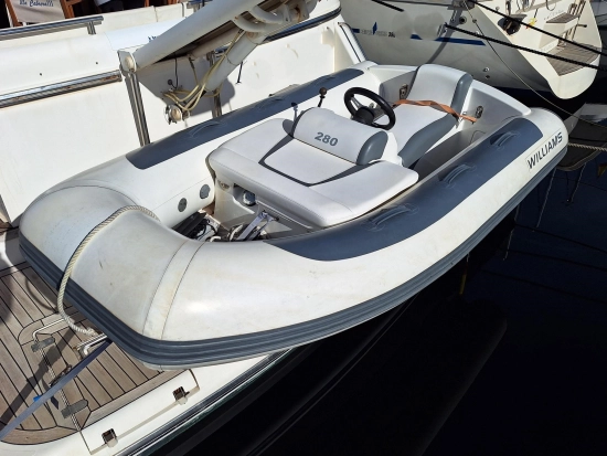 Fairline PHANTOM 46 usado à venda