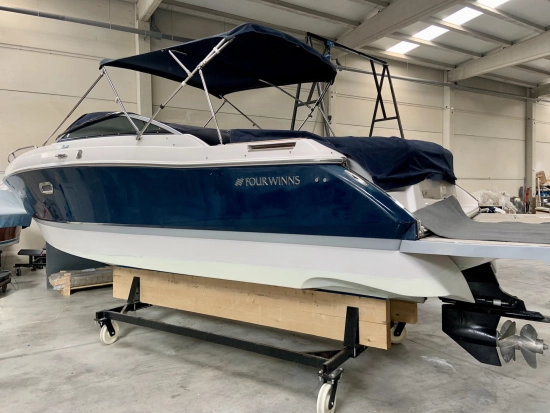 Four Winns SUNDOWNER 265 de segunda mano en venta