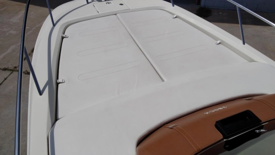 Invictus Yacht 280 CX usata in vendita