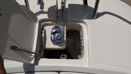 Invictus Yacht 280 CX usata in vendita