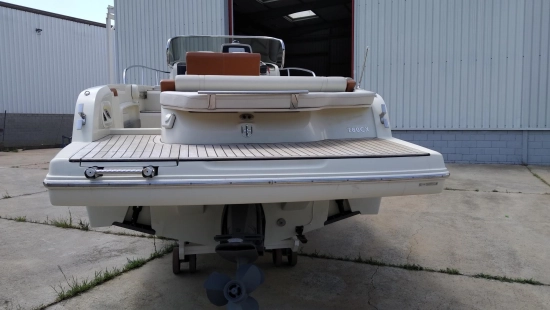 Invictus Yacht 280 CX usata in vendita