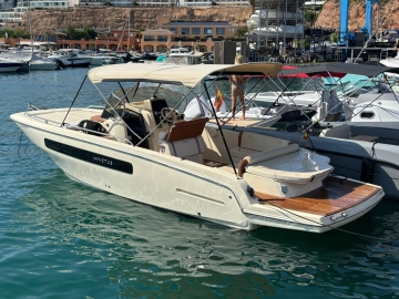 Invictus Yacht 280 CX usata in vendita