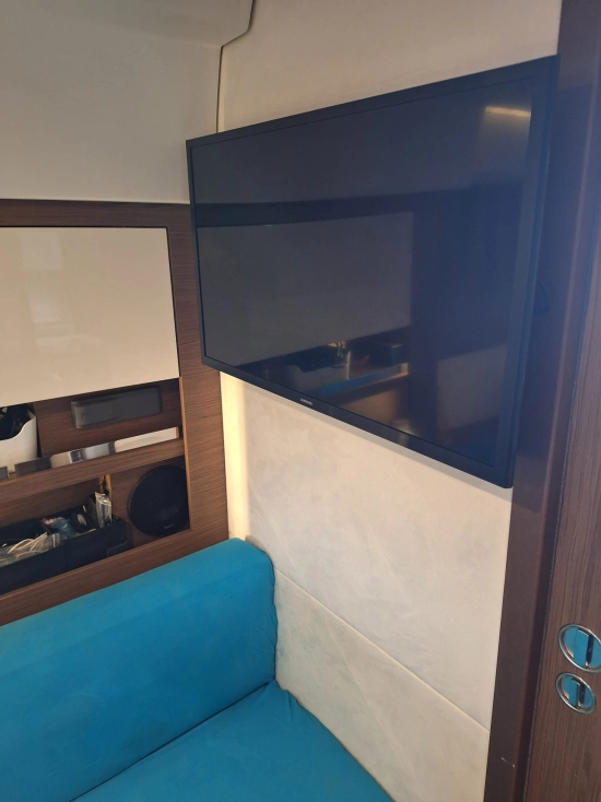 Jeanneau LEADER 36 SPORTOP usado à venda