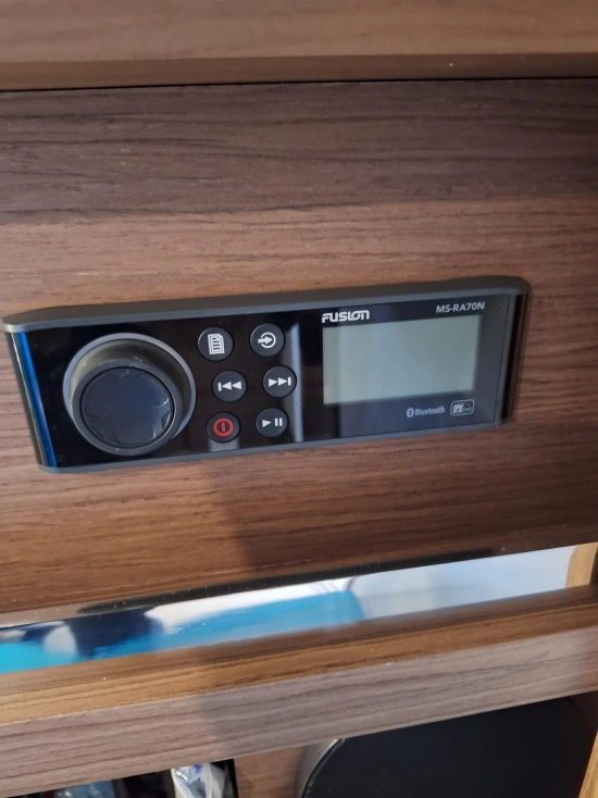 Jeanneau LEADER 36 SPORTOP usado à venda