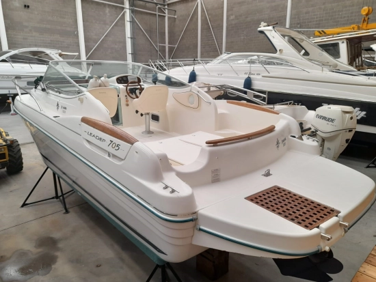 Jeanneau LEADER 705 de segunda mano en venta