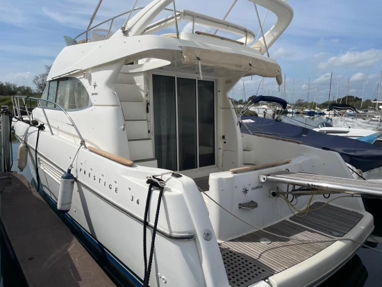 Jeanneau Prestige 36 usado à venda
