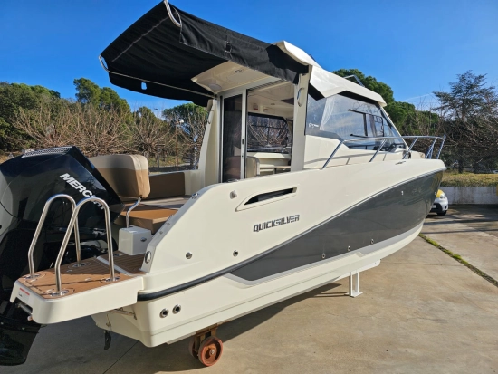 Quicksilver Weekend Activ 675 usado à venda