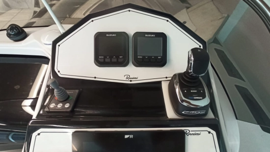 Ranieri CAYMAN 31 SPORT TOURING usado à venda