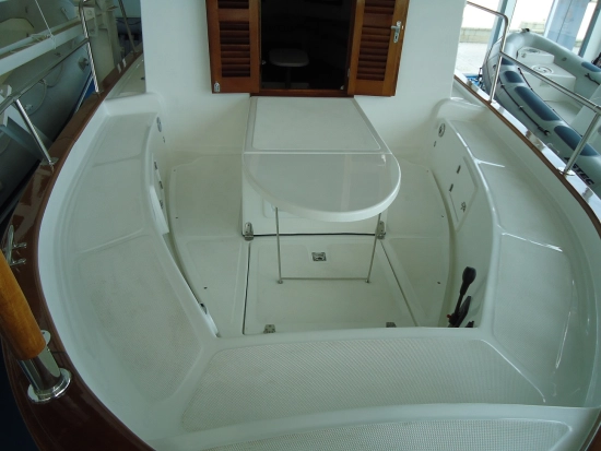 Tiburon 37 CABINADO usata in vendita