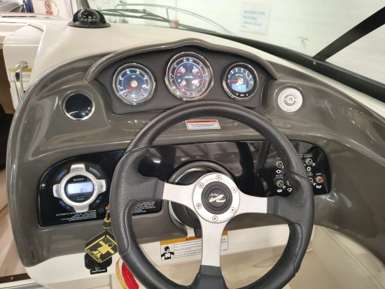 Sea Ray Sun Sport 240 usata in vendita