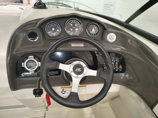 Sea Ray Sun Sport 240 usata in vendita