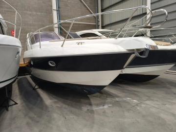 Sessa Marine C30 usata in vendita