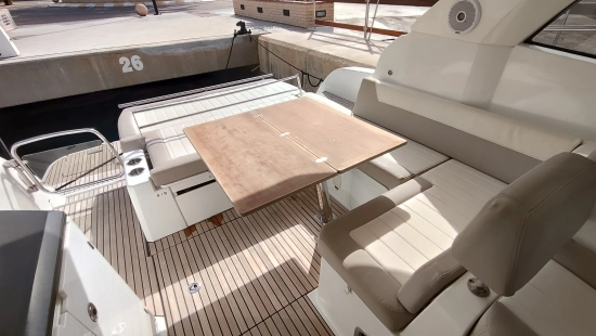 Jeanneau LEADER 36 SPORTOP usado à venda