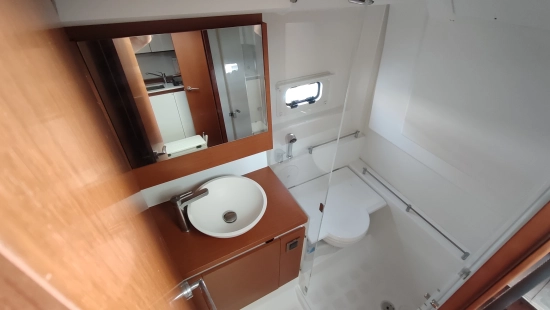 Jeanneau LEADER 36 SPORTOP usado à venda