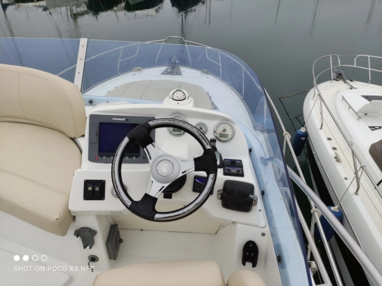 Beneteau Antares 12 FLY usata in vendita
