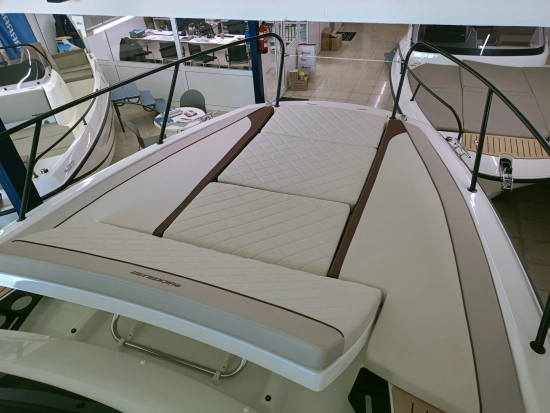 Quicksilver Sundeck 875 nuevo en venta