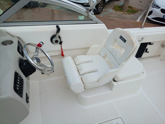 Robalo 227 DC usado à venda