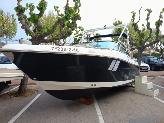 Robalo 227 DC usado à venda