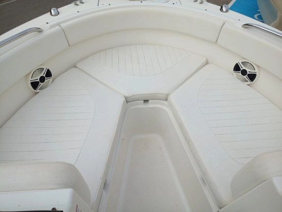 Robalo 227 DC usado à venda