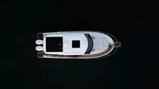 Beneteau Antares 9 V2 nuevo en venta