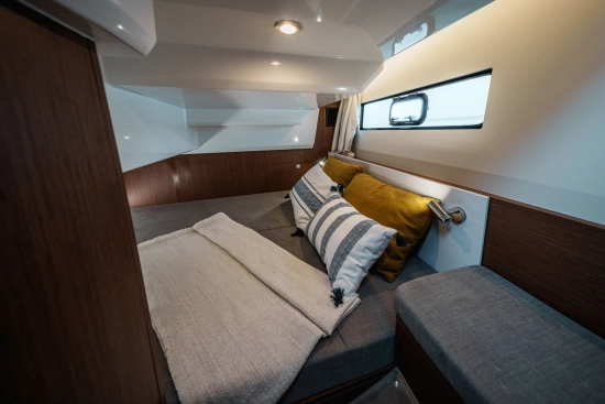 Beneteau Antares 9 V2 nuevo en venta