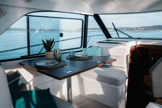 Beneteau Antares 9 V2 nuevo en venta