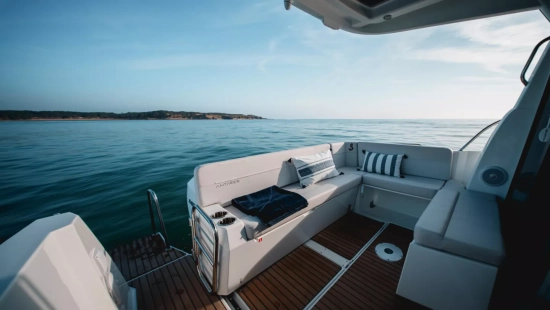 Beneteau Antares 9 V2 nuevo en venta
