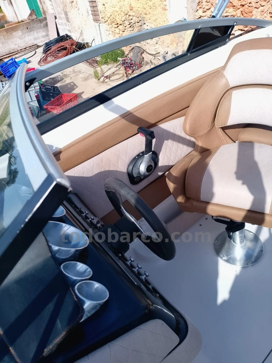 Glastron 245 GT de segunda mano en venta