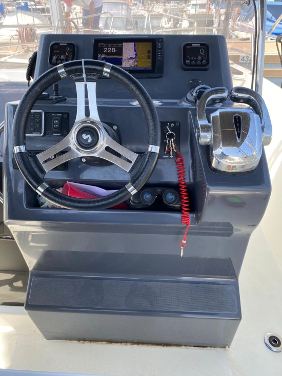 Beneteau Flyer 8.8 SPACEDECK usata in vendita