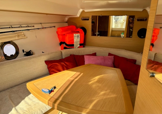 Beneteau Monte Carlo 27 de segunda mano en venta